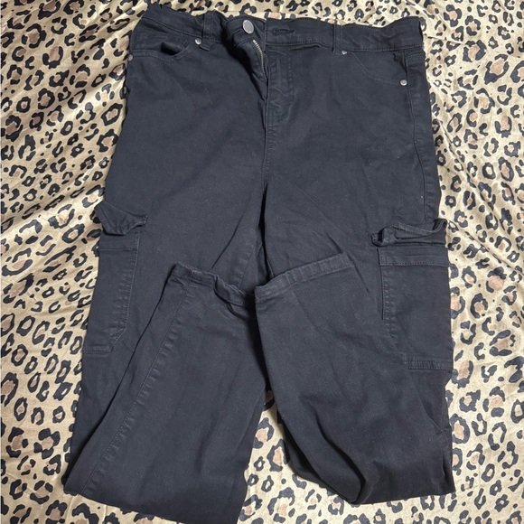 *ADD ON ITEM* Buffalo David Bitton Cargo Jeggings - Size 10 - Black - Picture 1 of 3